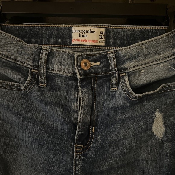 ABERCROMBIE KIDS Girl’s High Rise Distressed Straight Jeans Adjustable 13/14 - Picture 2 of 5